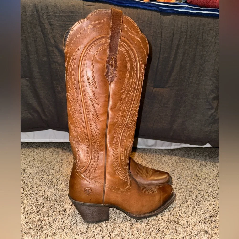 Ariat Women's Tan Heeled Boots - Picture 3 of 6